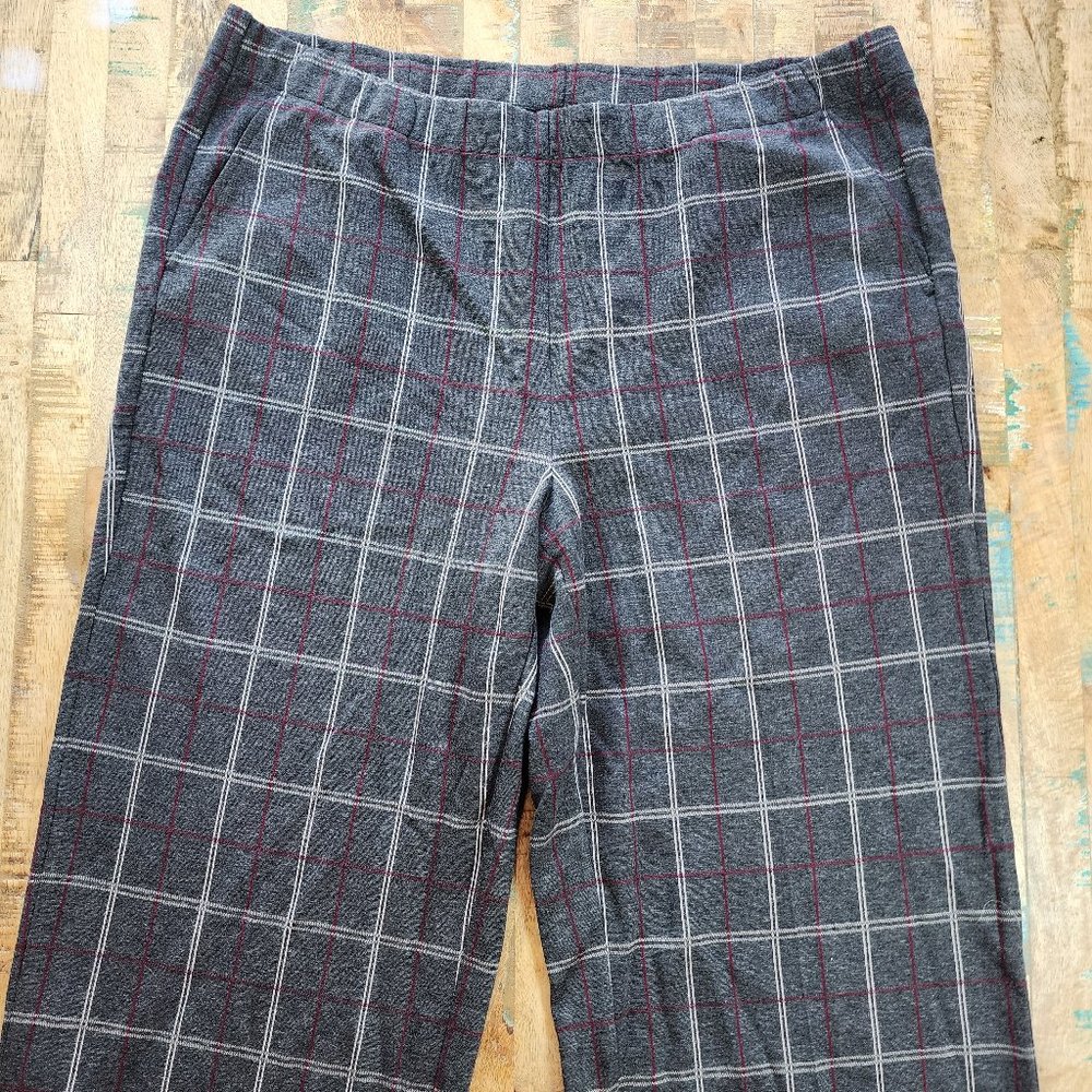 J. Jill Gray Red Plaid Straight Leg Pants - 76% Viscose Blend